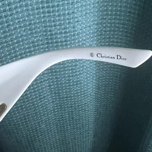 authentic dior shades🎀 (rare) - Picture 4 of 4